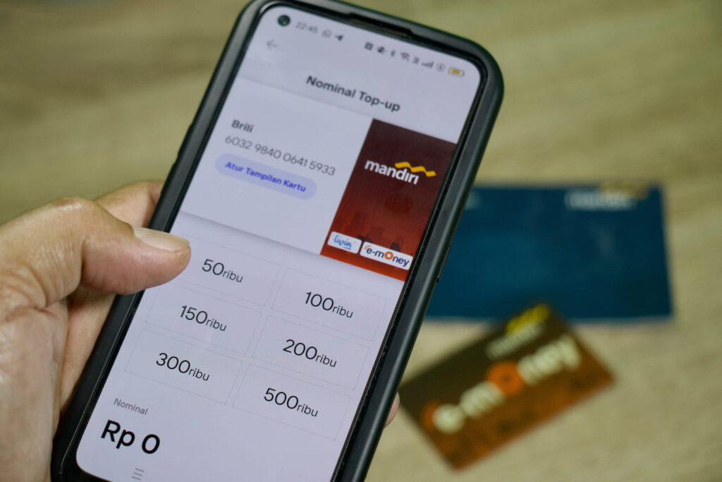 Panduan Lengkap Top Up E-Money Mandiri di TopUpKingdom